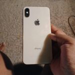 Apple iPhone XS (256GB) - Gold photo review