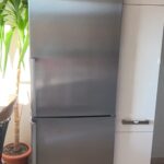 185cm Tall, 60cm Wide Frost Free Fridge Freezer In Silver photo review